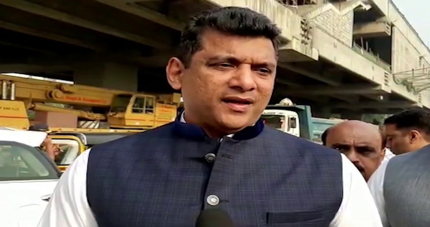 कोरोना काल में महाराष्ट्र के मंत्री का बड़ा ऐलान, एक हफ्ते में खुल जाएंगे जिम और सैलून कोरोना काल में महाराष्ट्र के मंत्री का बड़ा ऐलान, एक हफ्ते में खुल जाएंगे जिम और सैलून